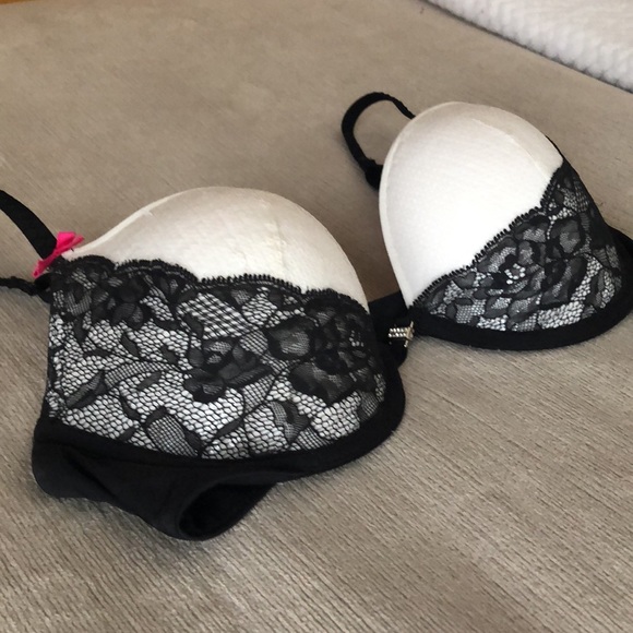 La Senza Beyond Cleavage Bra - Picture 3 of 6